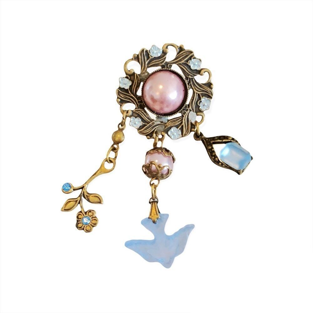 Vtg Banana Bob filagree ox gold rose and blue dove pearl chandelier earrings